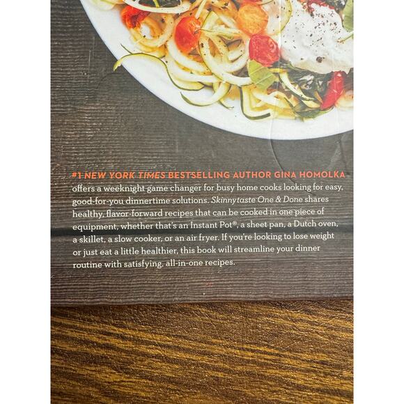Skinnytaste One & Done Cookbook: 140 No-Fuss Dinners Gina Homolka New Hardcover - Picture 7 of 7